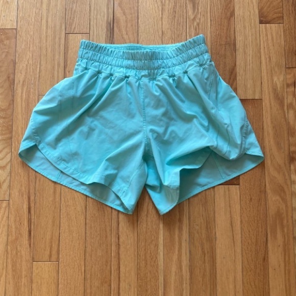 Lululemon TrackThat 5” shorts - Picture 1 of 1